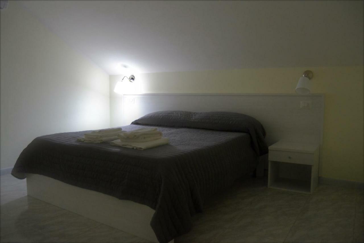 Guesthouse Holiday Formia Beach Exterior photo