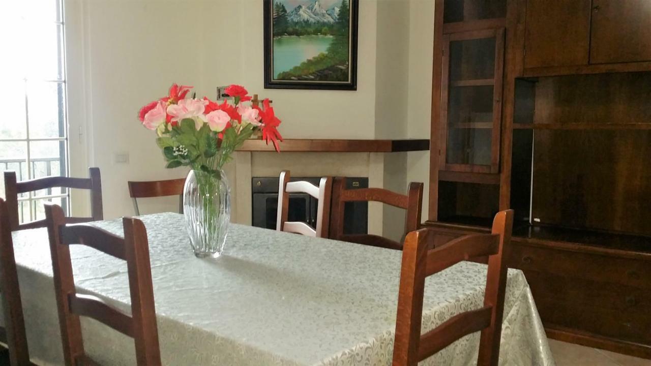 Guesthouse Holiday Formia Beach Exterior photo